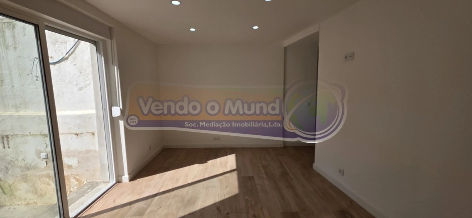 Apartamento T3 para Venda em Alverca do Ribatejo e Sobralinho Foto 4
