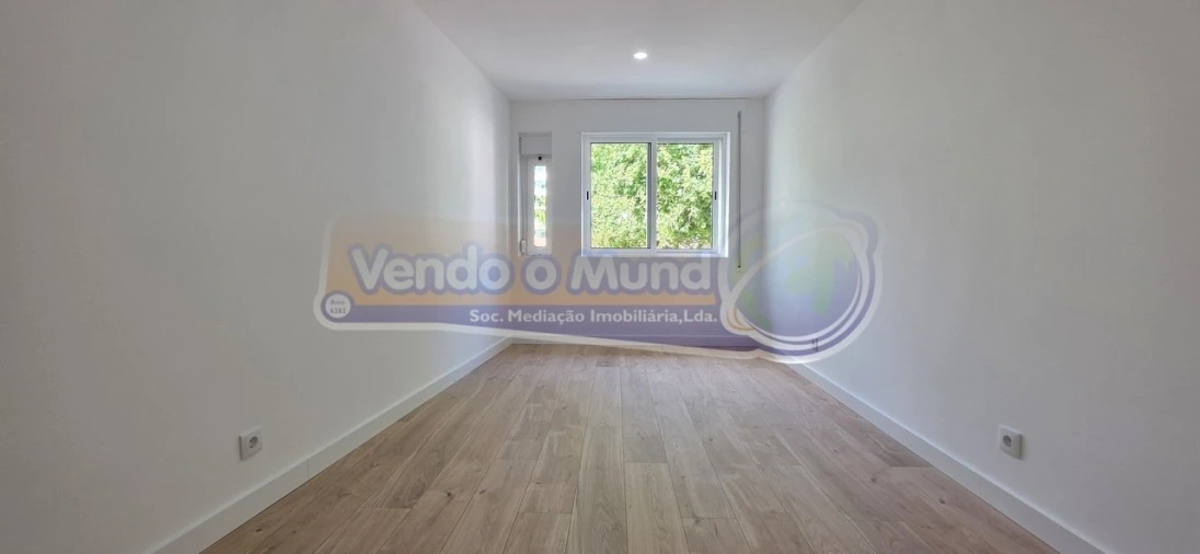 Apartamento T3 para Venda em Alverca do Ribatejo e Sobralinho Foto 13