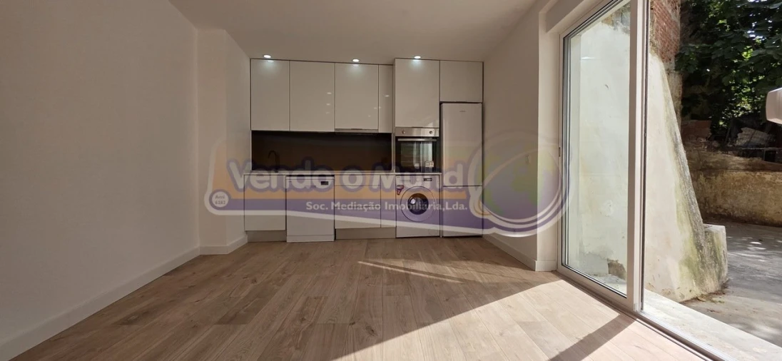 Apartamento T3 para Venda em Alverca do Ribatejo e Sobralinho Foto 3