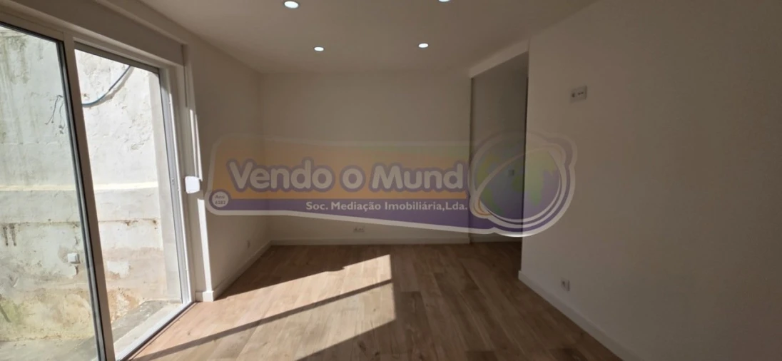 Apartamento T3 para Venda em Alverca do Ribatejo e Sobralinho Foto 4