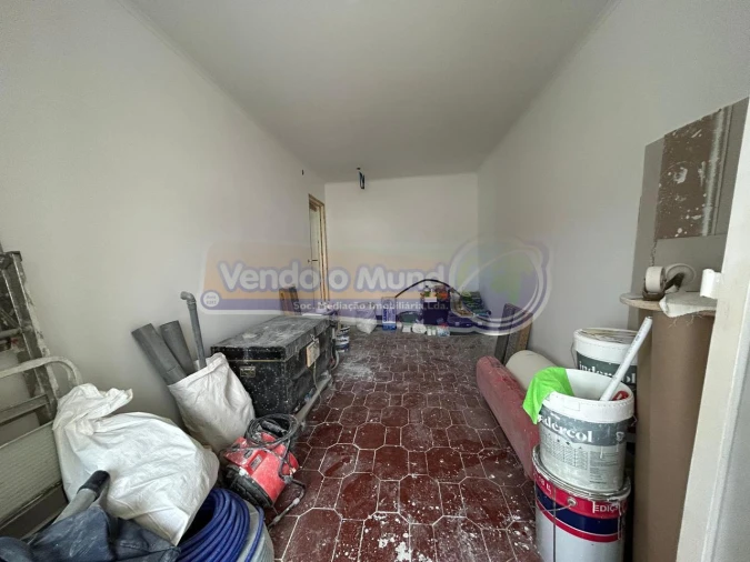 Apartamento T1 para Venda em Águas Livres Foto 13