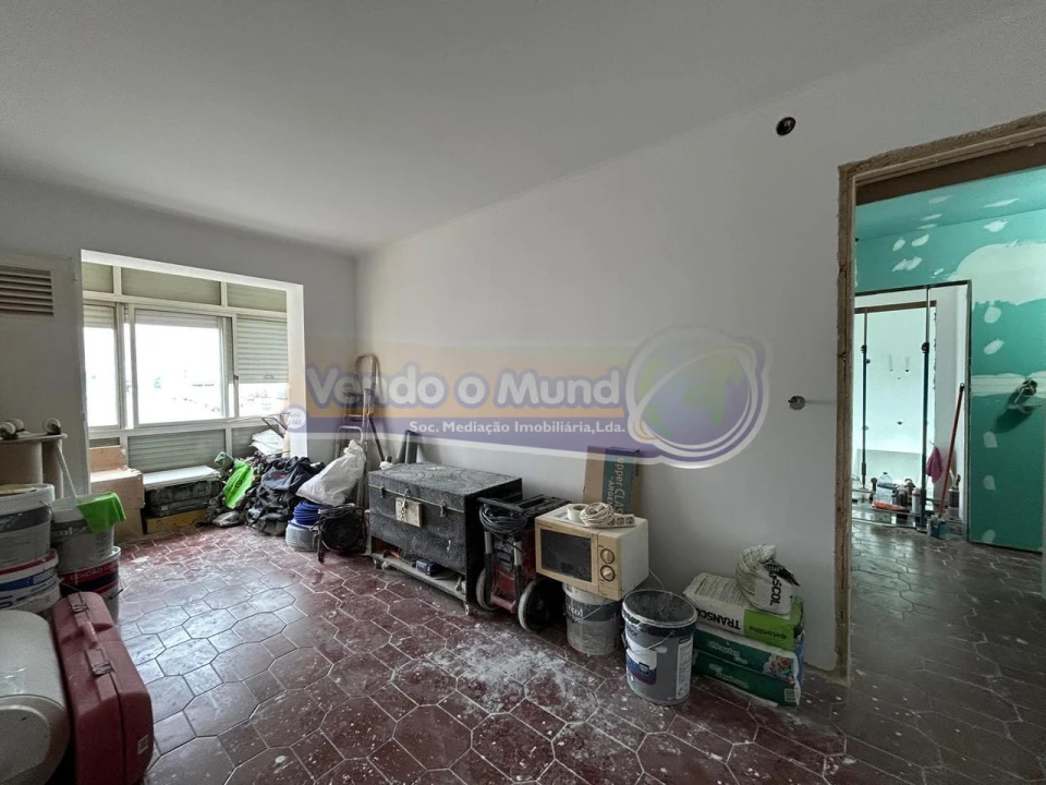 Apartamento T1 para Venda em Águas Livres Foto 12