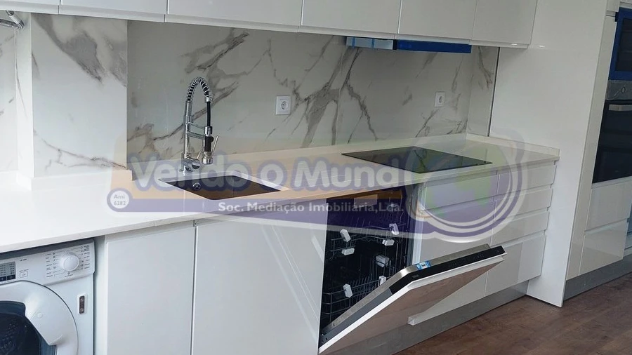 Apartamento T1 para Venda em Águas Livres