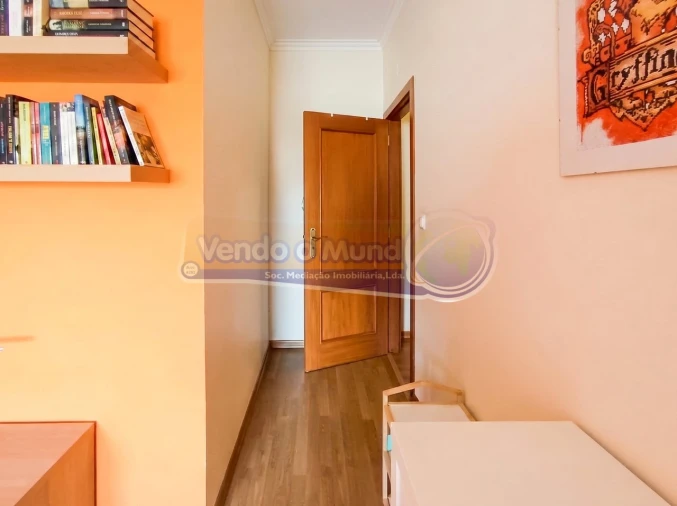 Apartamento T3 para Venda em Benavente Foto 17