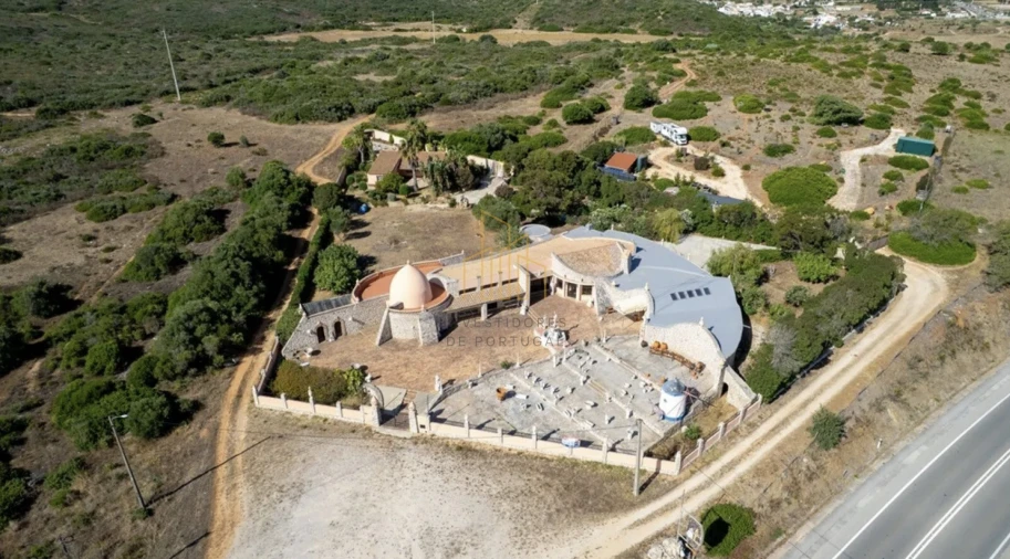 Quinta T2 para Venda em Budens Foto 2