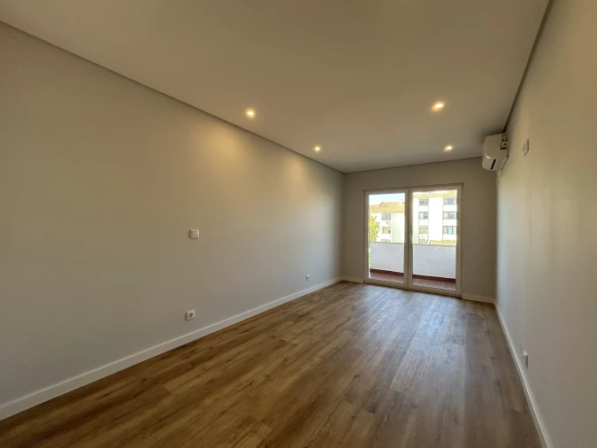 Apartamento T3 para Venda em Cascais e Estoril Foto 13