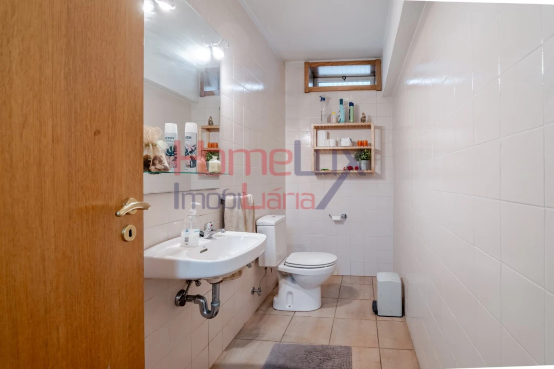 Moradia T8 para Venda em Gondomar (São Cosme), Valbom e Jovim Foto 40