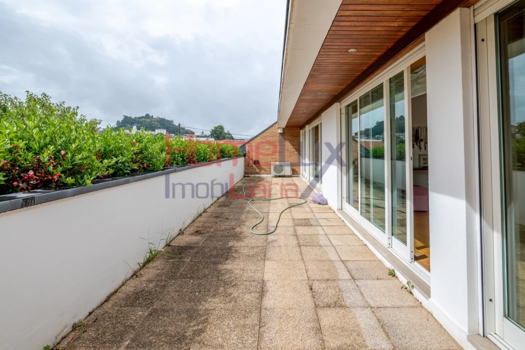 Moradia T8 para Venda em Gondomar (São Cosme), Valbom e Jovim Foto 62