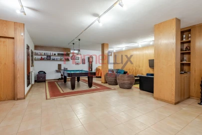 Moradia T8 para Venda em Gondomar (São Cosme), Valbom e Jovim
