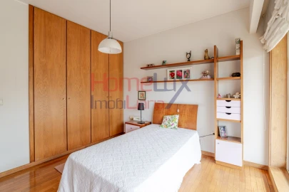 Moradia T8 para Venda em Gondomar (São Cosme), Valbom e Jovim