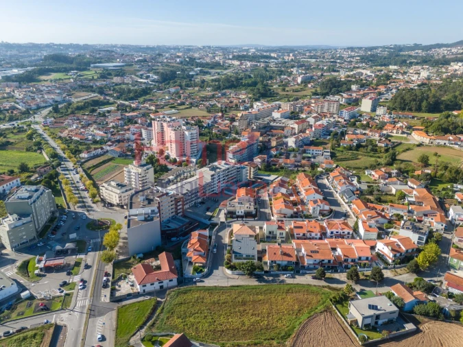 Moradia T4 para Venda em Gondomar (São Cosme), Valbom e Jovim Foto 96