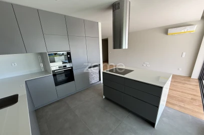 Apartamento T2 para Venda em Ponta Delgada (São Pedro)
