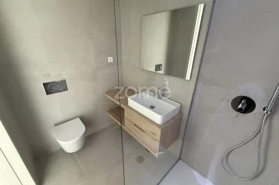 Apartamento T2 para Venda em Ponta Delgada (São Pedro)