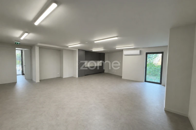 Apartamento T2 para Venda em Ponta Delgada (São Pedro) Foto 31
