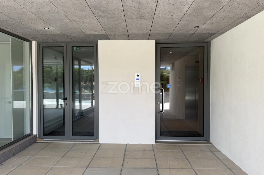 Apartamento T2 para Venda em Ponta Delgada (São Pedro) Foto 4