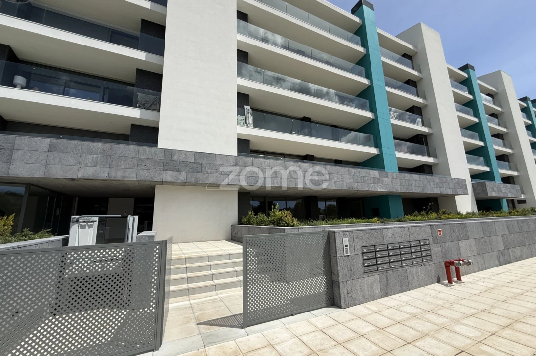 Apartamento T2 para Venda em Ponta Delgada (São Pedro) Foto 3