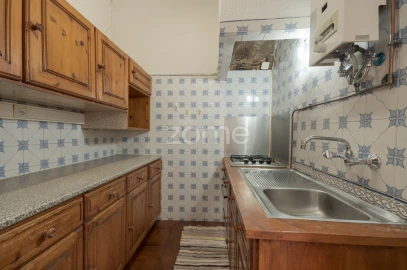 Moradia T5 para Venda em Ponta Delgada (São José)