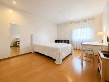 Apartamento T3 para Venda em Aver-O-Mar, Amorim e Terroso
