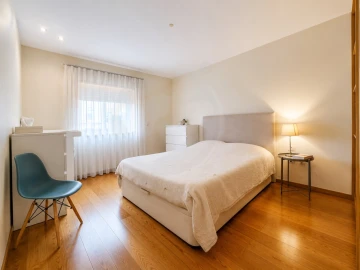Apartamento T3 para Venda em Aver-O-Mar, Amorim e Terroso