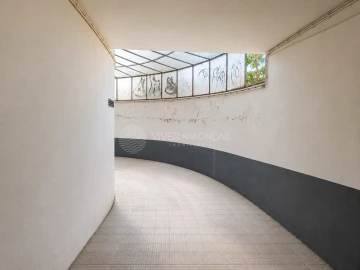 Garagem para Venda em Costa da Caparica