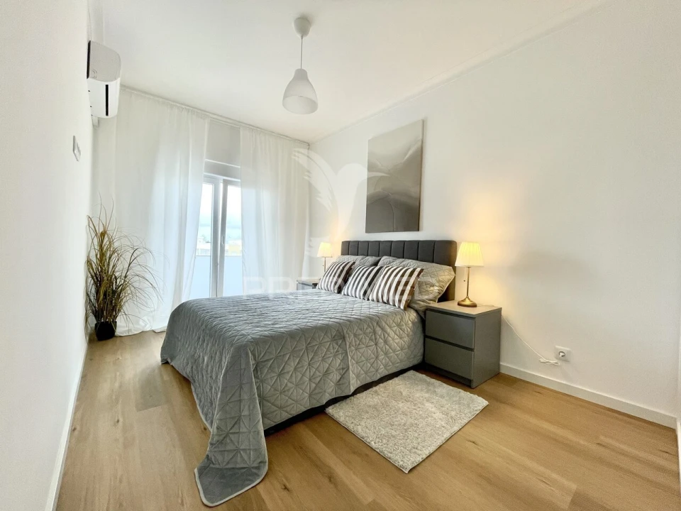 Apartamento T3 para Venda em Olhão Foto 8