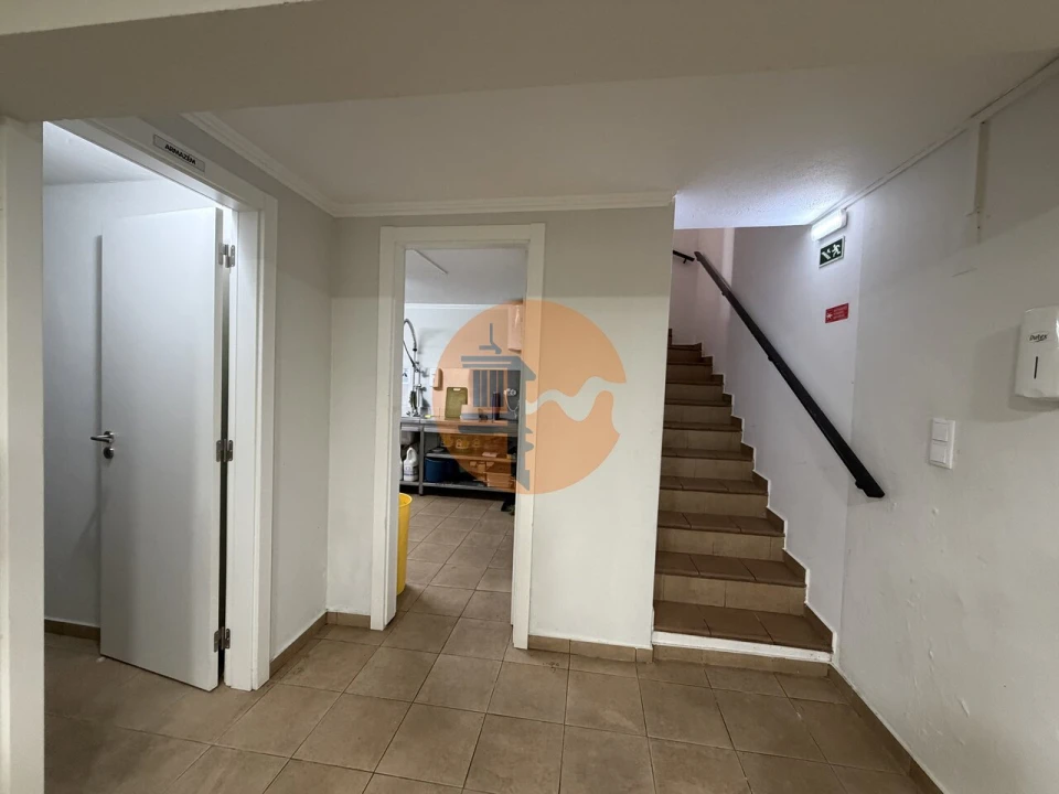 Loja para Arrendamento em Vila Real de Santo Antonio Foto 21