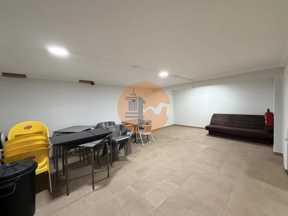 Loja para Arrendamento em Vila Real de Santo Antonio Foto 24