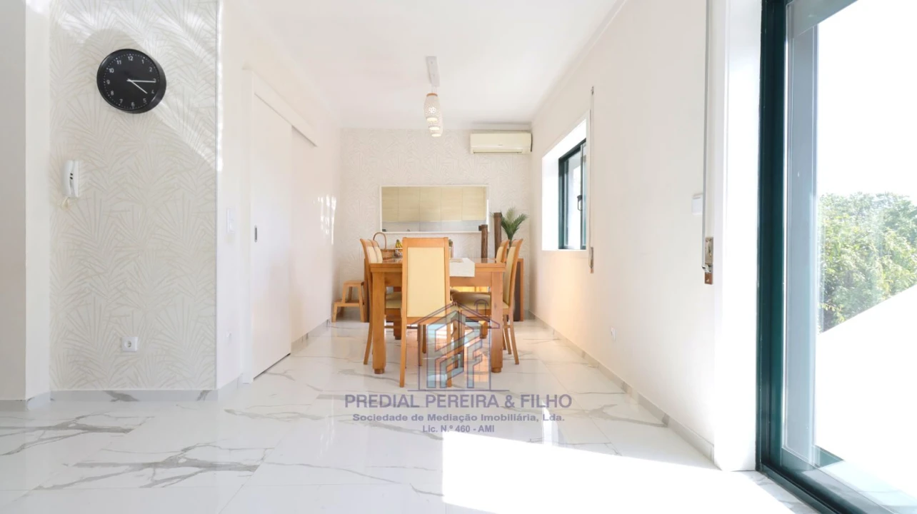 Moradia T3 para Venda em Fânzeres e São Pedro da Cova Foto 6