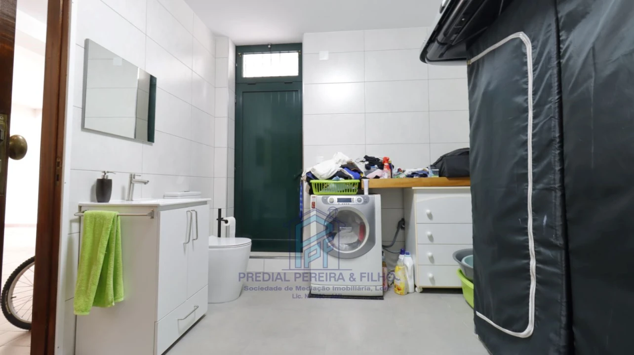 Moradia T3 para Venda em Fânzeres e São Pedro da Cova Foto 27