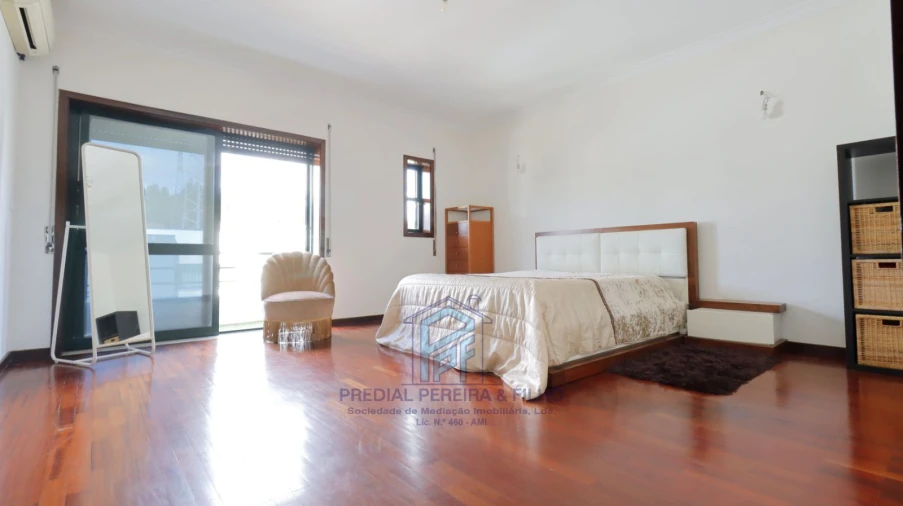 Moradia T3 para Venda em Fânzeres e São Pedro da Cova Foto 11