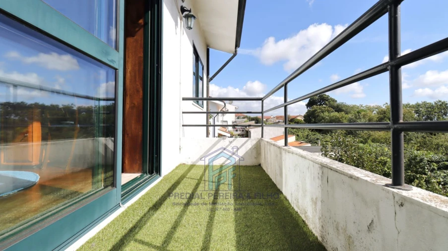 Moradia T3 para Venda em Fânzeres e São Pedro da Cova Foto 23