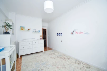 Apartamento T2 para Venda em Massamá e Monte Abraão