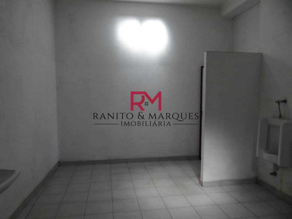 Armazém para Arrendamento em Valongo Foto 7