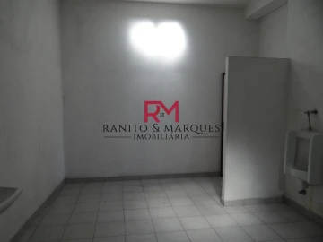 Armazém para Arrendamento em Valongo