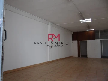 Armazém para Arrendamento em Valongo