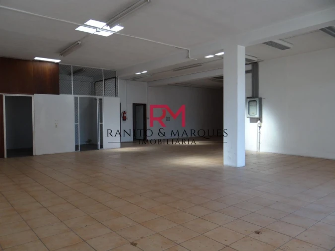 Armazém para Arrendamento em Valongo Foto 14