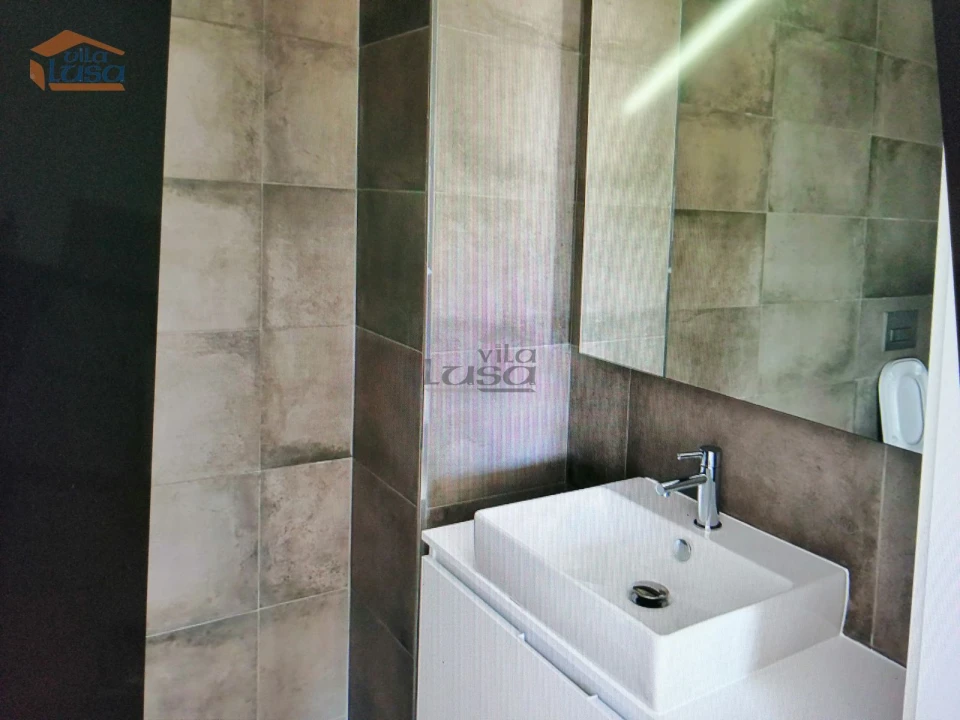 Apartamento T1 para Arrendamento em Paranhos Foto 6