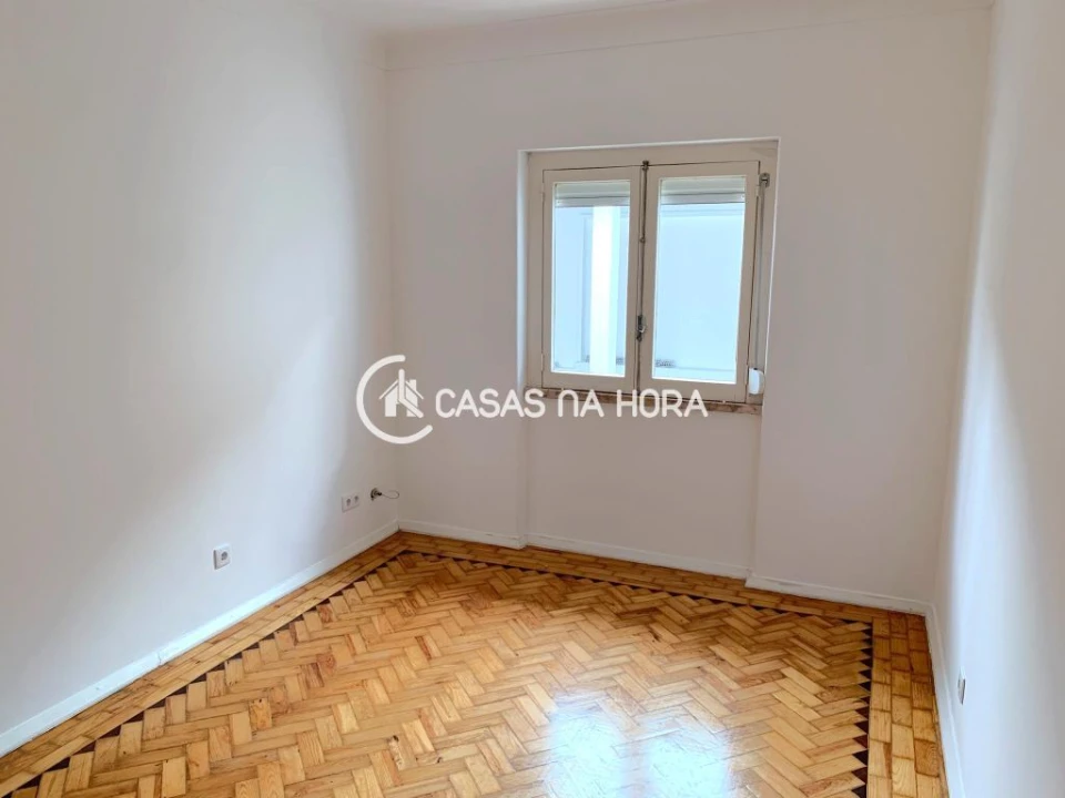 Apartamento T2 para Arrendamento em Almada, Cova da Piedade, Pragal e Cacilhas Foto 10