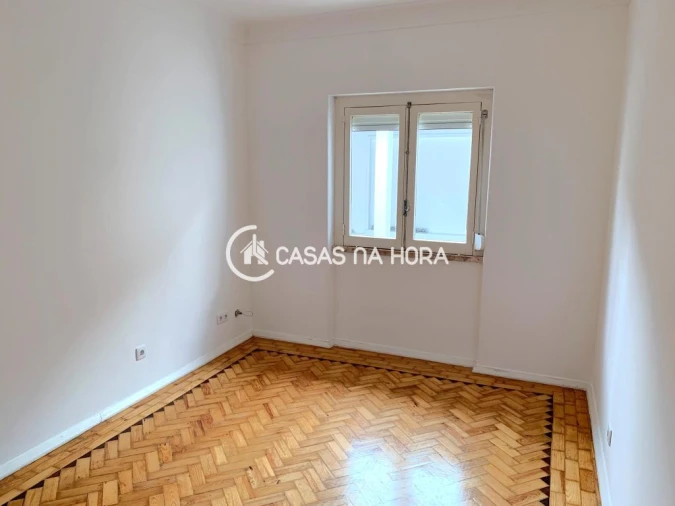Apartamento T2 para Arrendamento em Almada, Cova da Piedade, Pragal e Cacilhas Foto 10