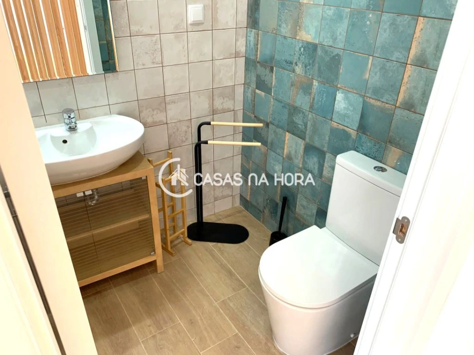 Apartamento T2 para Arrendamento em Almada, Cova da Piedade, Pragal e Cacilhas Foto 13
