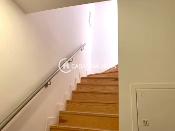 Apartamento T2 para Arrendamento em Almada, Cova da Piedade, Pragal e Cacilhas