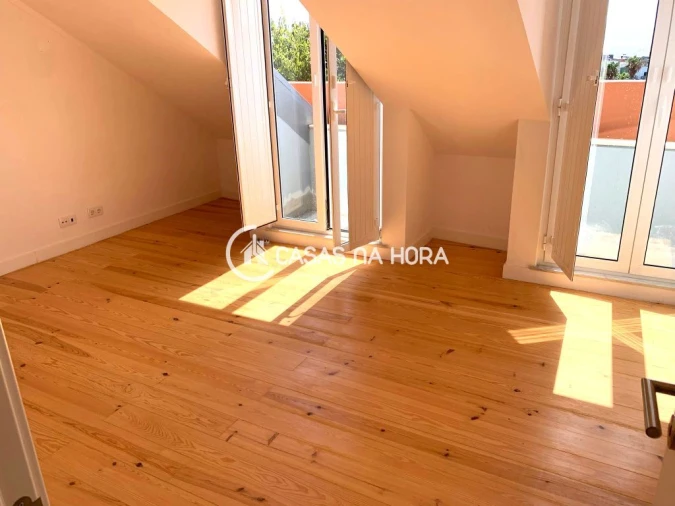 Apartamento T2 para Arrendamento em Almada, Cova da Piedade, Pragal e Cacilhas Foto 9