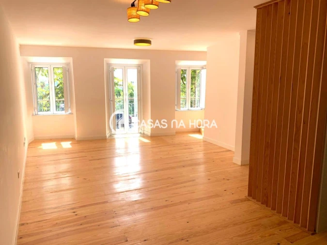 Apartamento T2 para Arrendamento em Almada, Cova da Piedade, Pragal e Cacilhas Foto 2