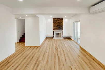 Moradia T3 para Venda em Alcabideche
