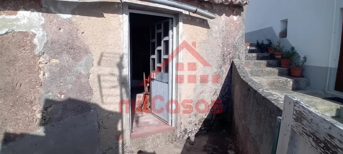 Moradia para Venda em Carvoeira e Carmões Foto 2