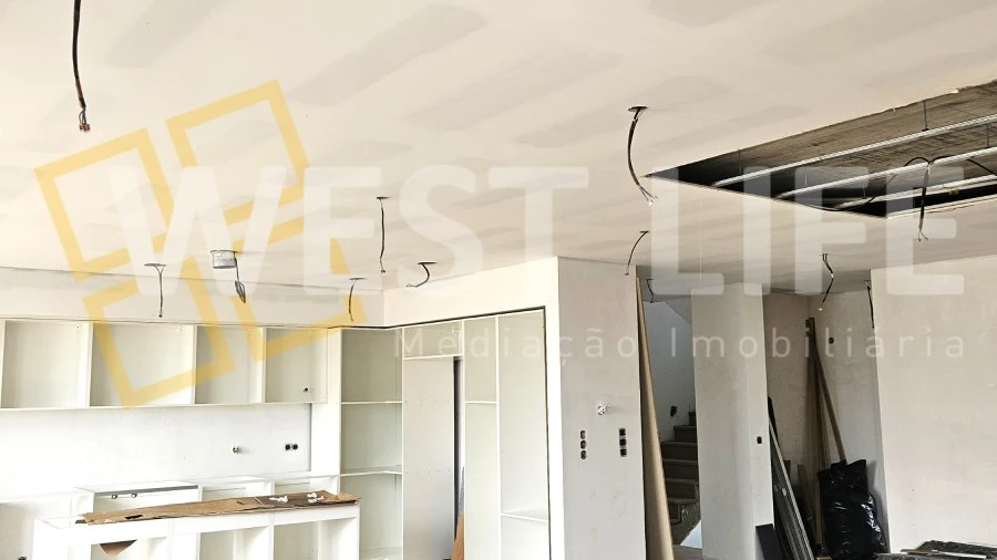 Moradia T4 para Venda em Mafra