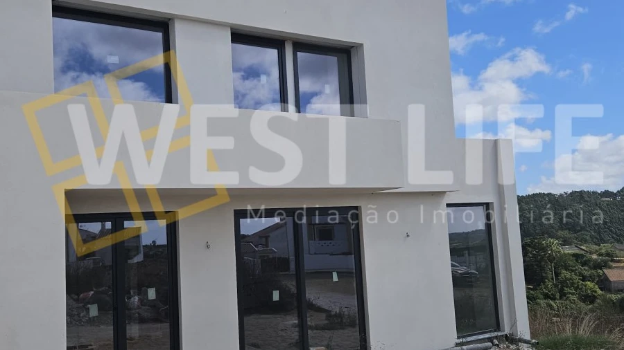 Moradia T4 para Venda em Mafra