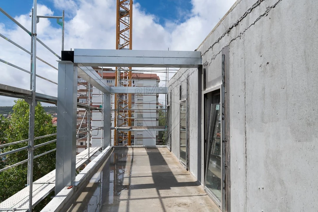 Armazém para Arrendamento em Odivelas Foto 6