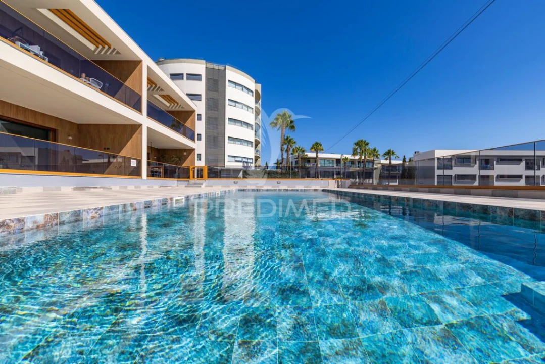 Apartamento T2 para Venda em Quarteira Foto 1