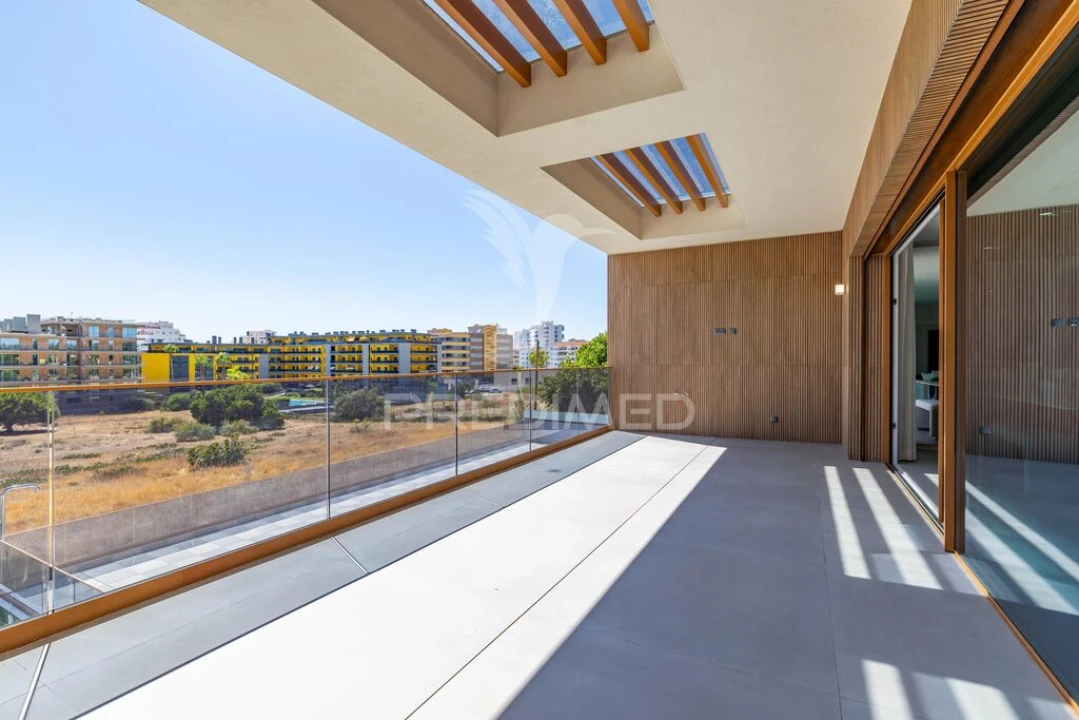 Apartamento T2 para Venda em Quarteira Foto 12